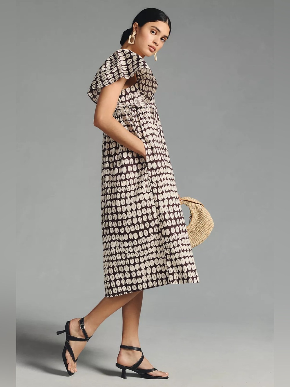 Anthropologie Maeve Printed Flutter-Sleeve Cotton Babydoll Midi Dress in Cocoa - Picture 4 of 11